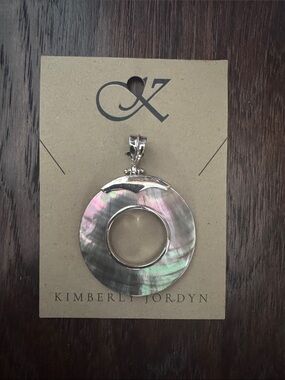 Iridescent Mother-of-Pearl Round Pendant in Sterling Silver